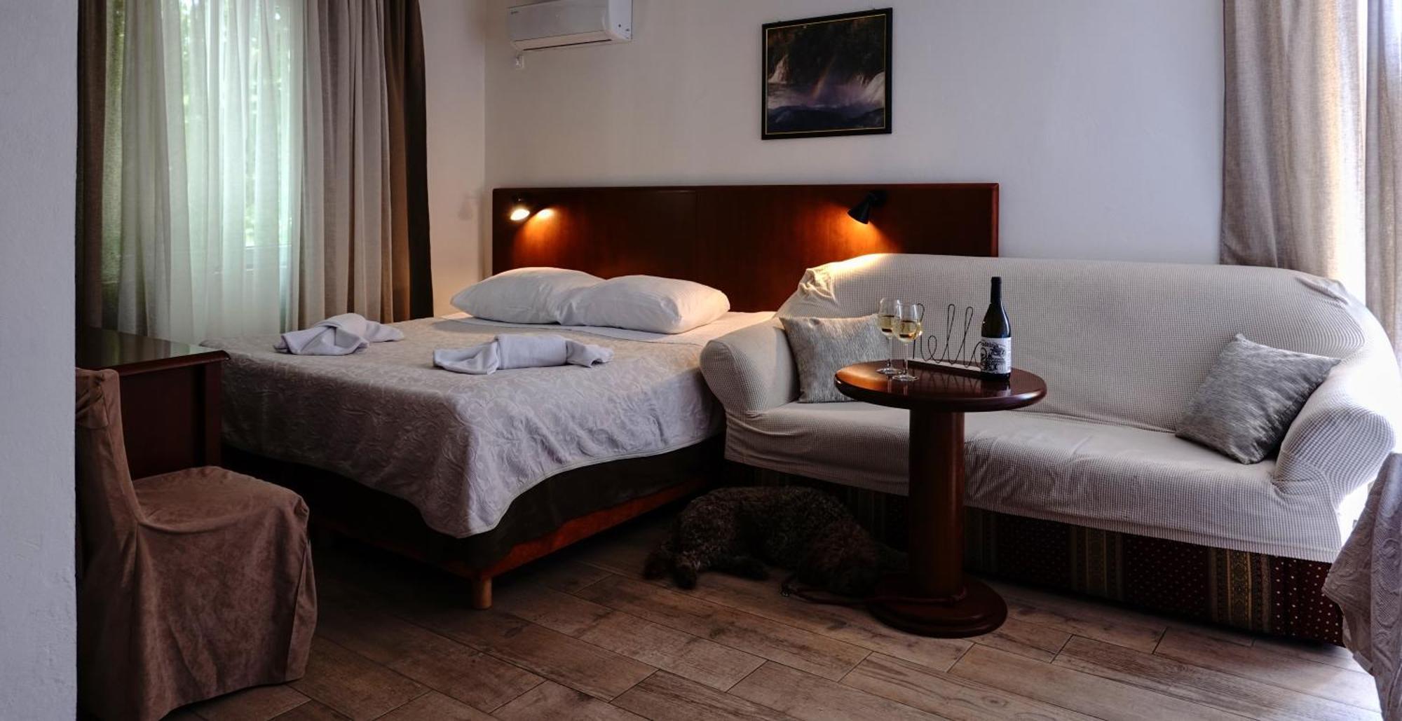 سكرادين Visovac Rooms And Breakfast المظهر الخارجي الصورة