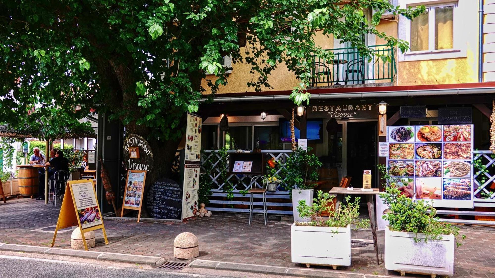 سكرادين Visovac Rooms And Breakfast المظهر الخارجي الصورة
